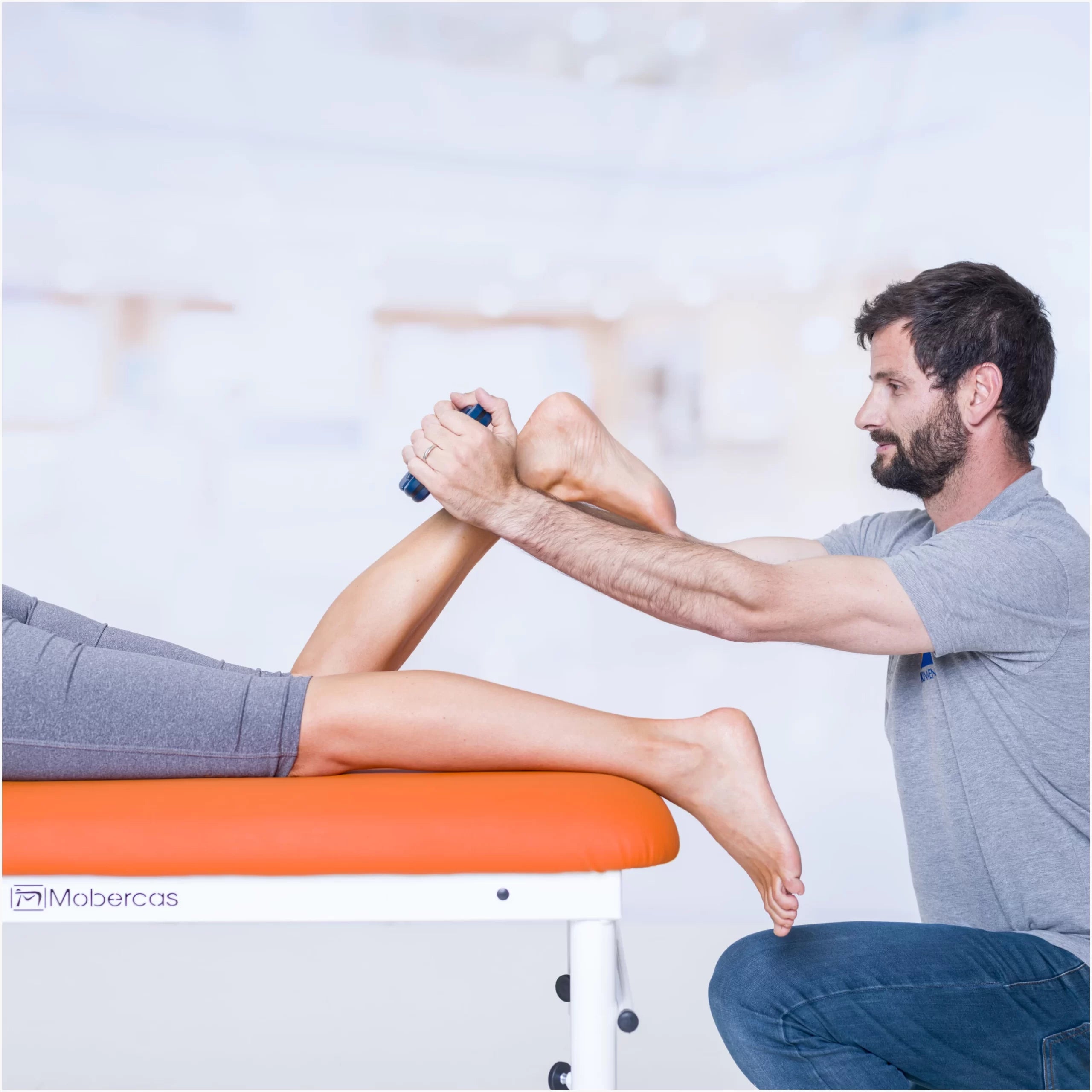 Kinvent K-Push being used on a leg exercise