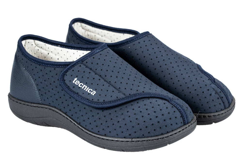 Tecnica 3M from a side angle