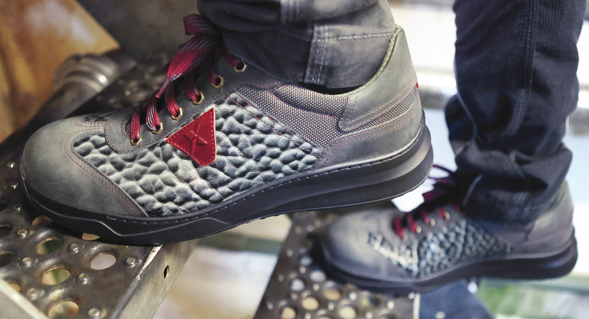 extreme grey on step